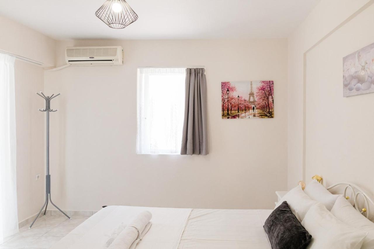 Alexandros Apartments Nydri Екстериор снимка