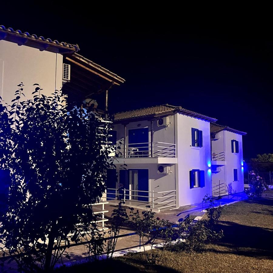 Alexandros Apartments Nydri Екстериор снимка