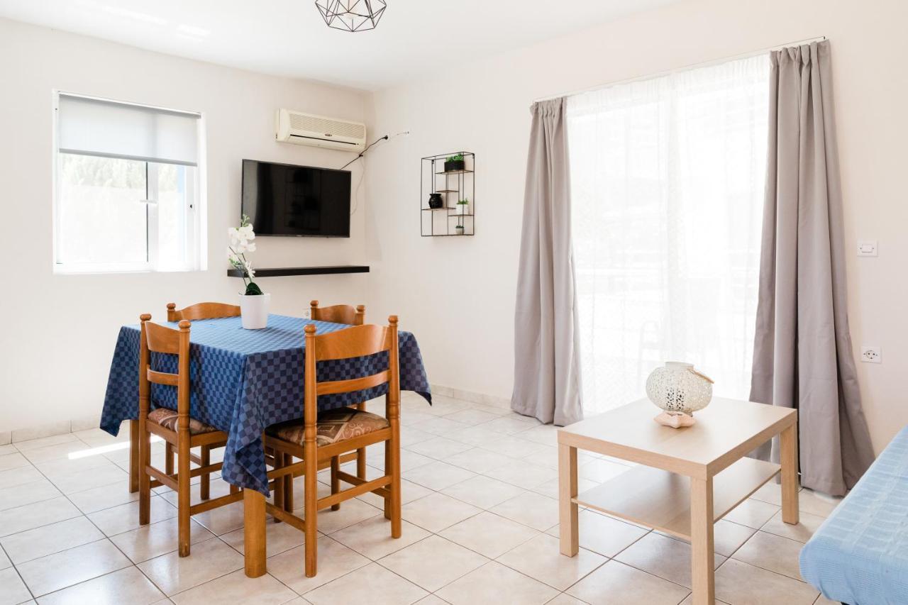 Alexandros Apartments Nydri Екстериор снимка